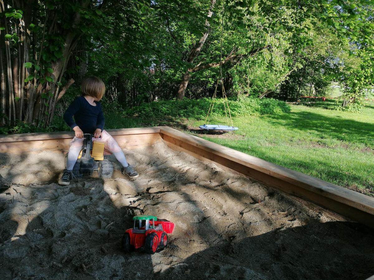 5Sterne Ferienwohnung Im Fachwerk Mit Bergblick In Alleinlage Und Grossem Garten, Infrarotkabine Humberg エクステリア 写真