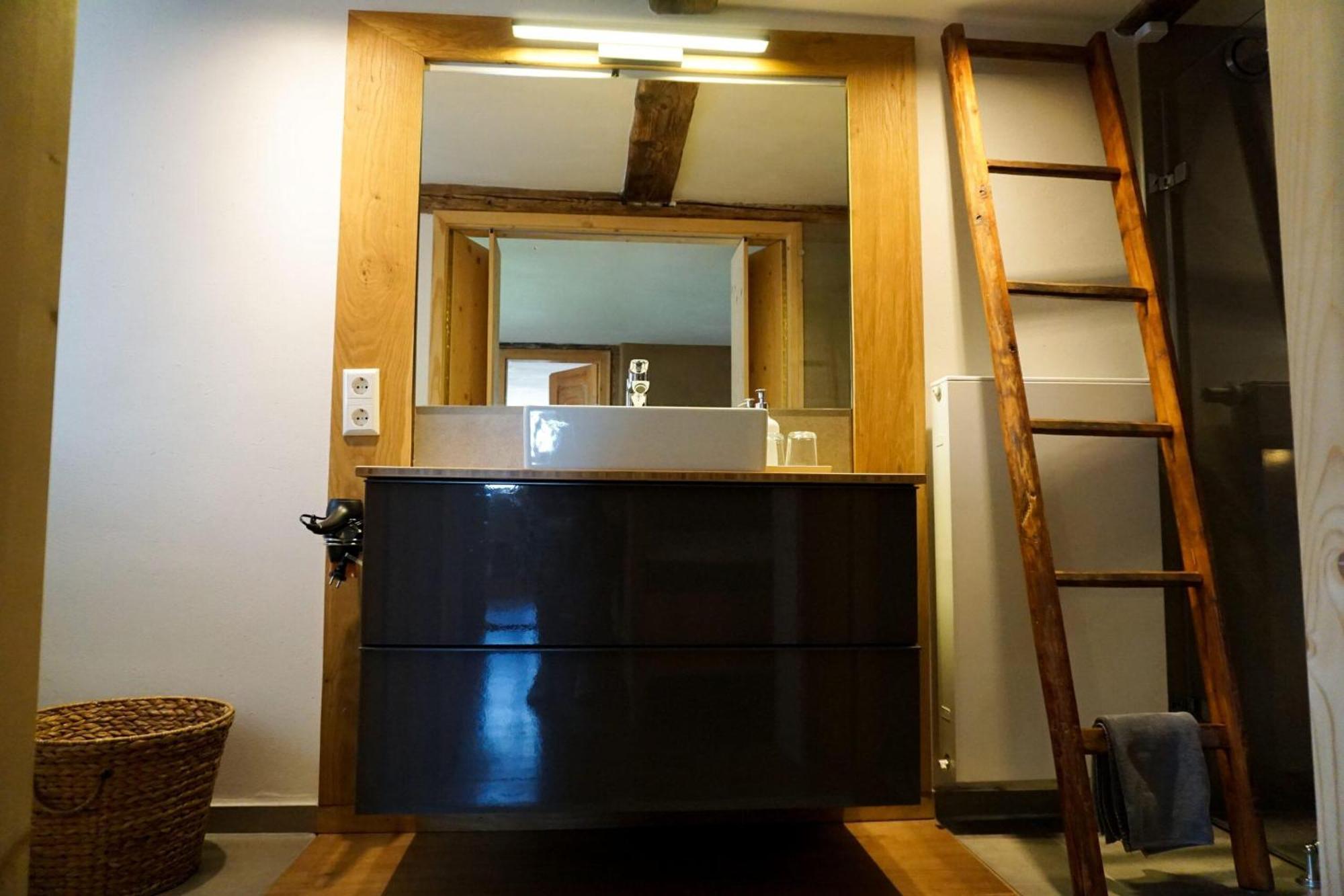 5Sterne Ferienwohnung Im Fachwerk Mit Bergblick In Alleinlage Und Grossem Garten, Infrarotkabine Humberg エクステリア 写真